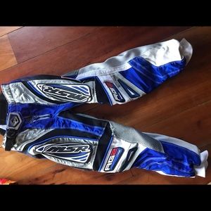 Dirt bike / four wheeler protectant pants